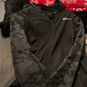 Nike wind breaker